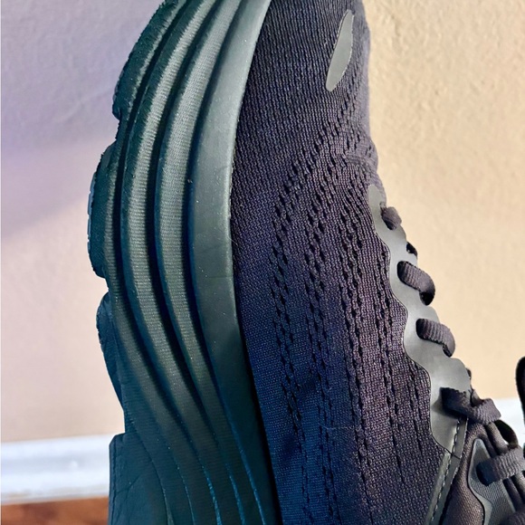 Hoka Bondi 8  Men\'s Charcoal Athletic Shoes 9D main image 15